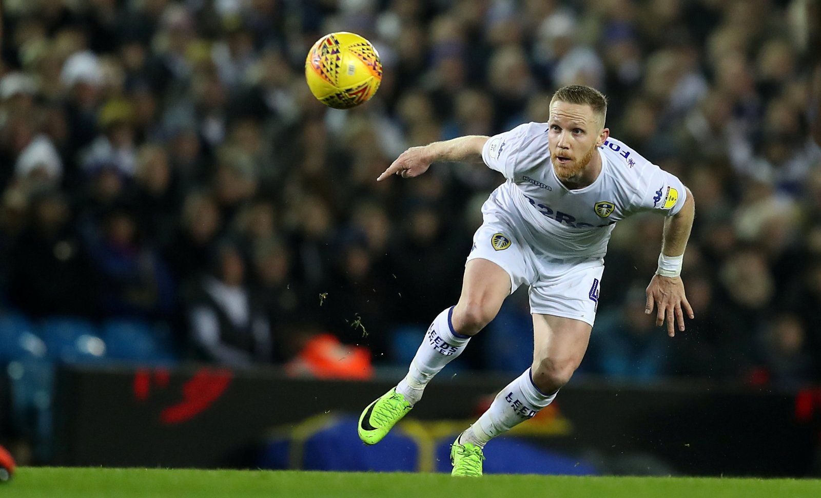Adam Forshaw sends message to Leeds United fans after defeat at Brentford |  Football League World